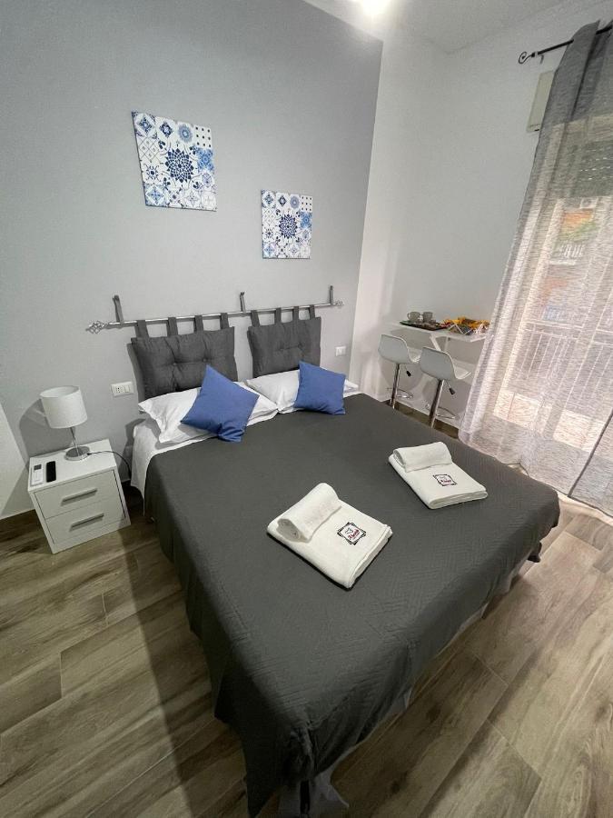 A Bone Guest House Катанія Екстер'єр фото