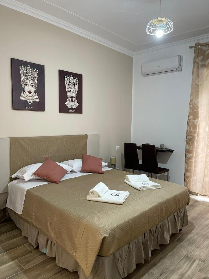 A Bone Guest House Катанія Екстер'єр фото