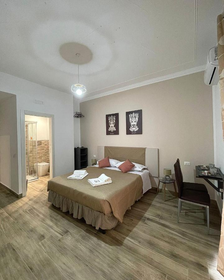A Bone Guest House Катанія Екстер'єр фото